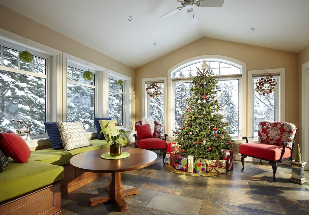 A Christmas all-season room